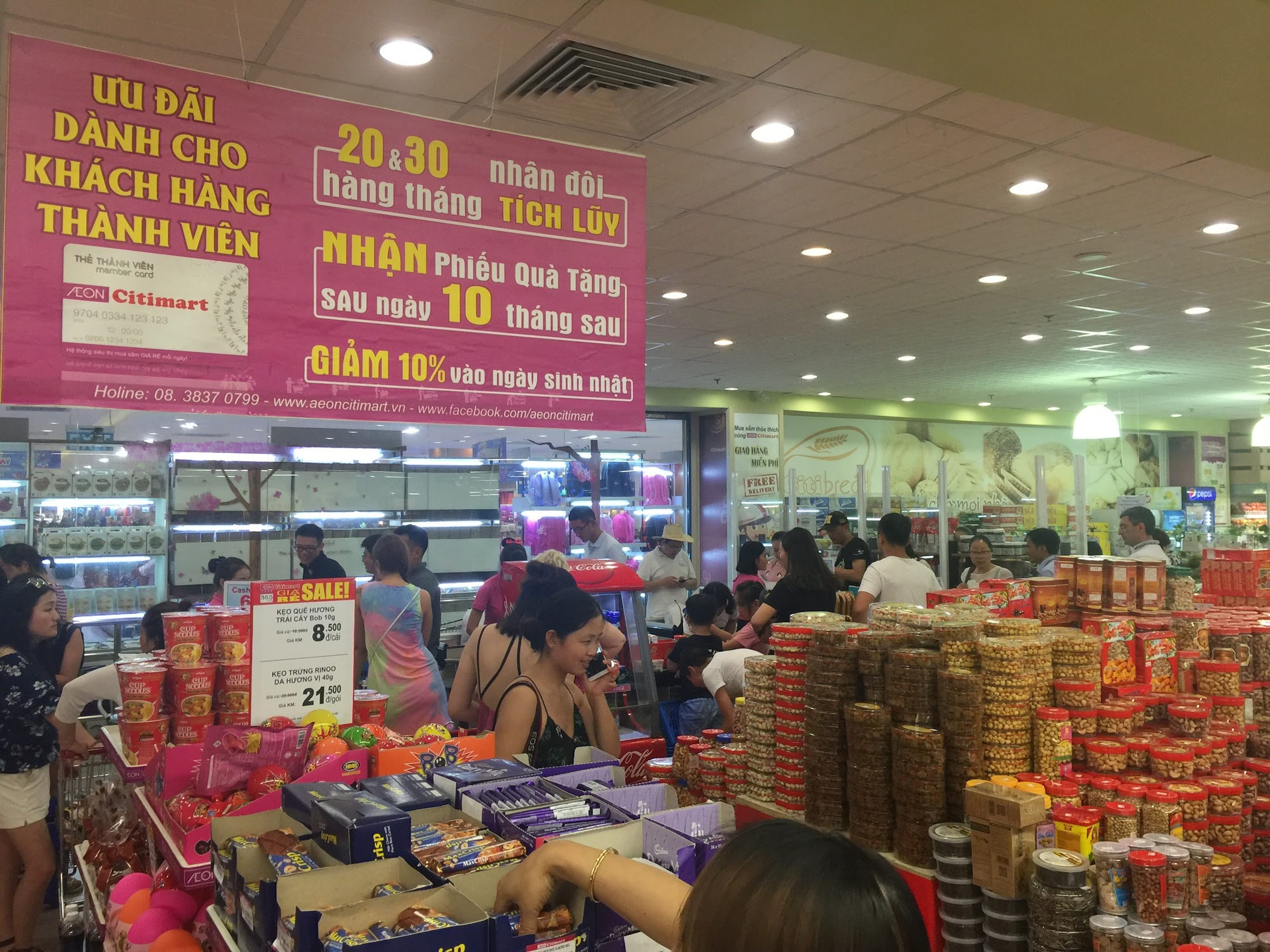 Nha Trang Center: A shopping and entertainment paradise. - Hình 5