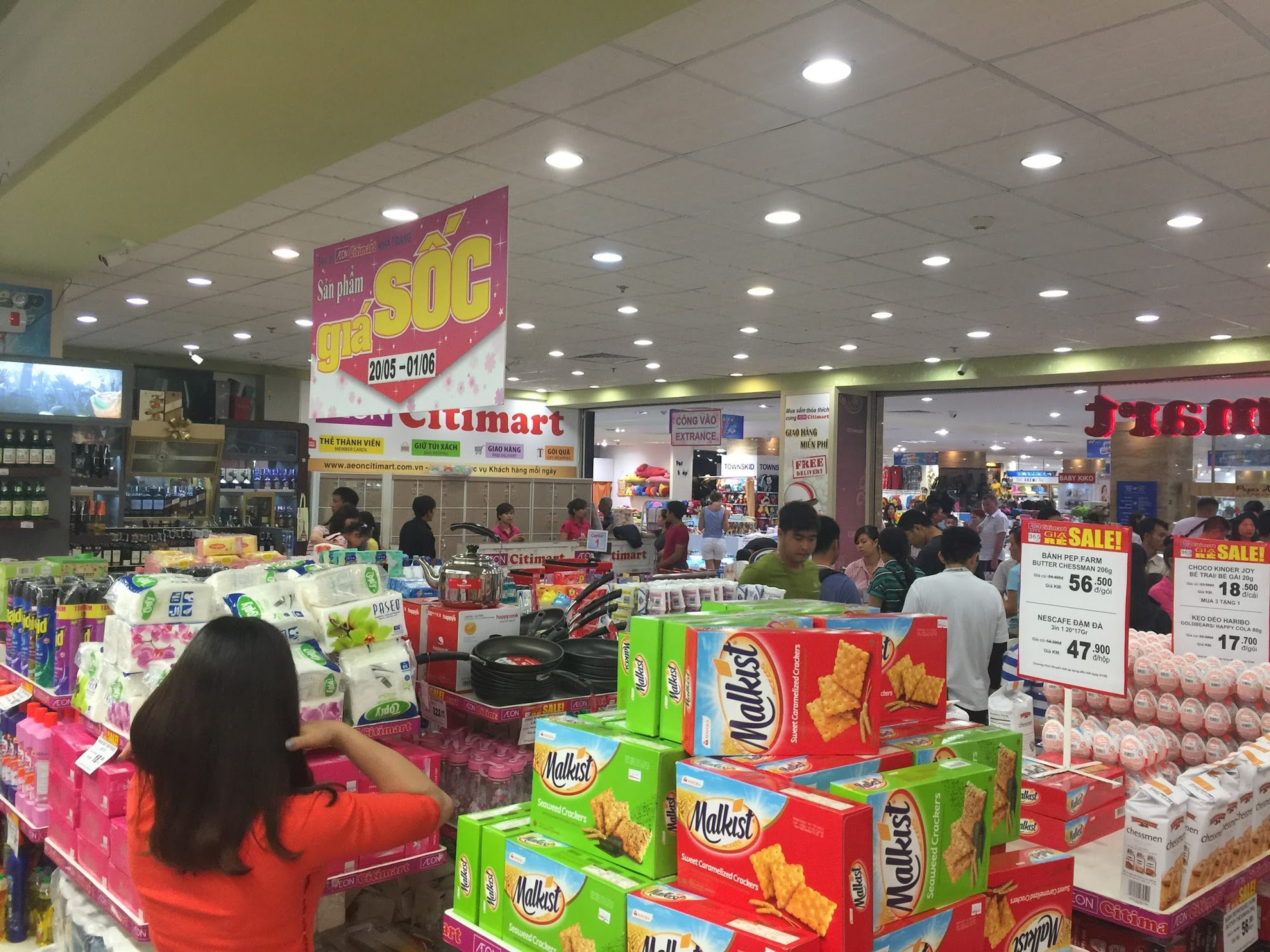 Nha Trang Center: A shopping and entertainment paradise. - Hình 1