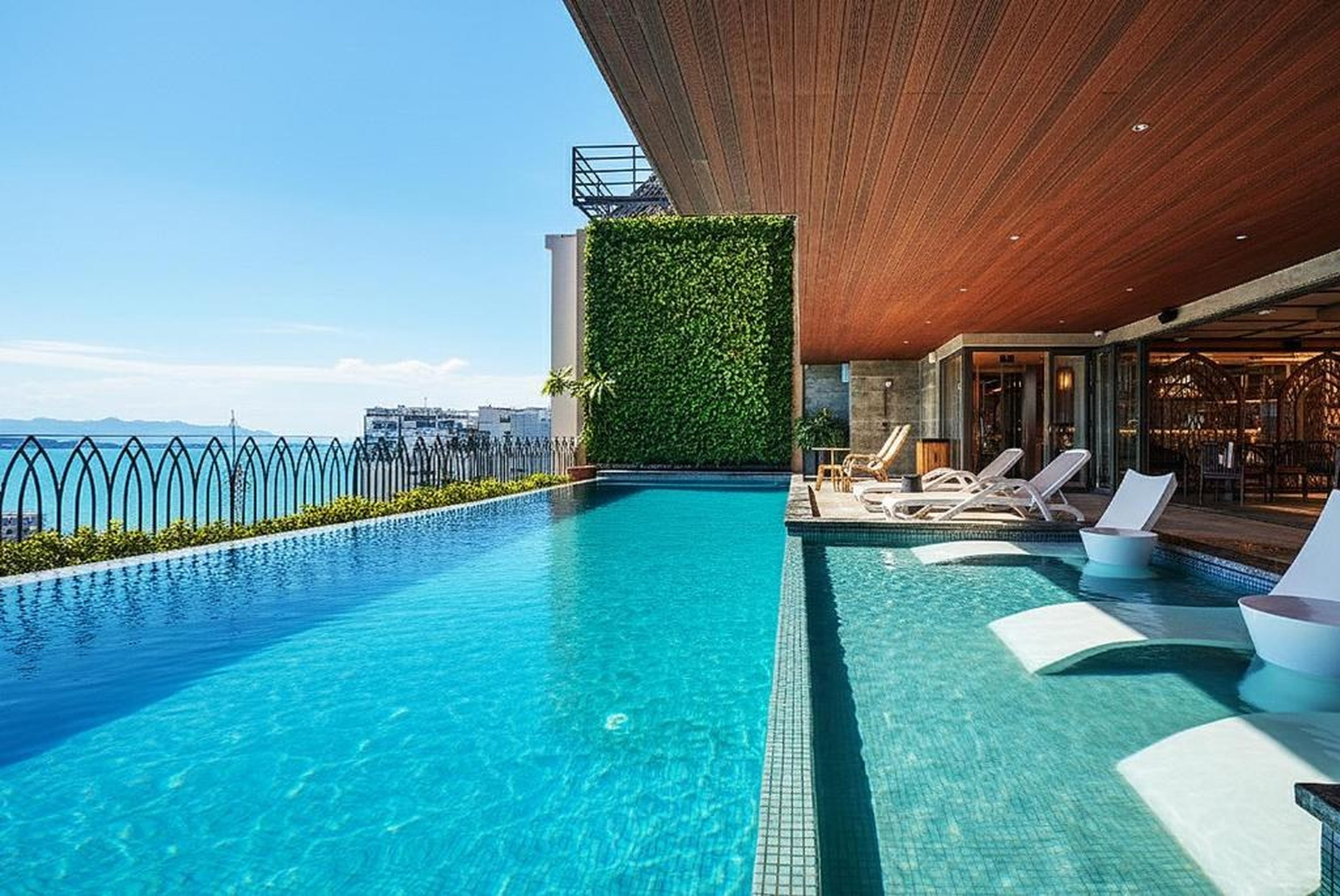 Champton Nha Trang Hotel - Hình 6