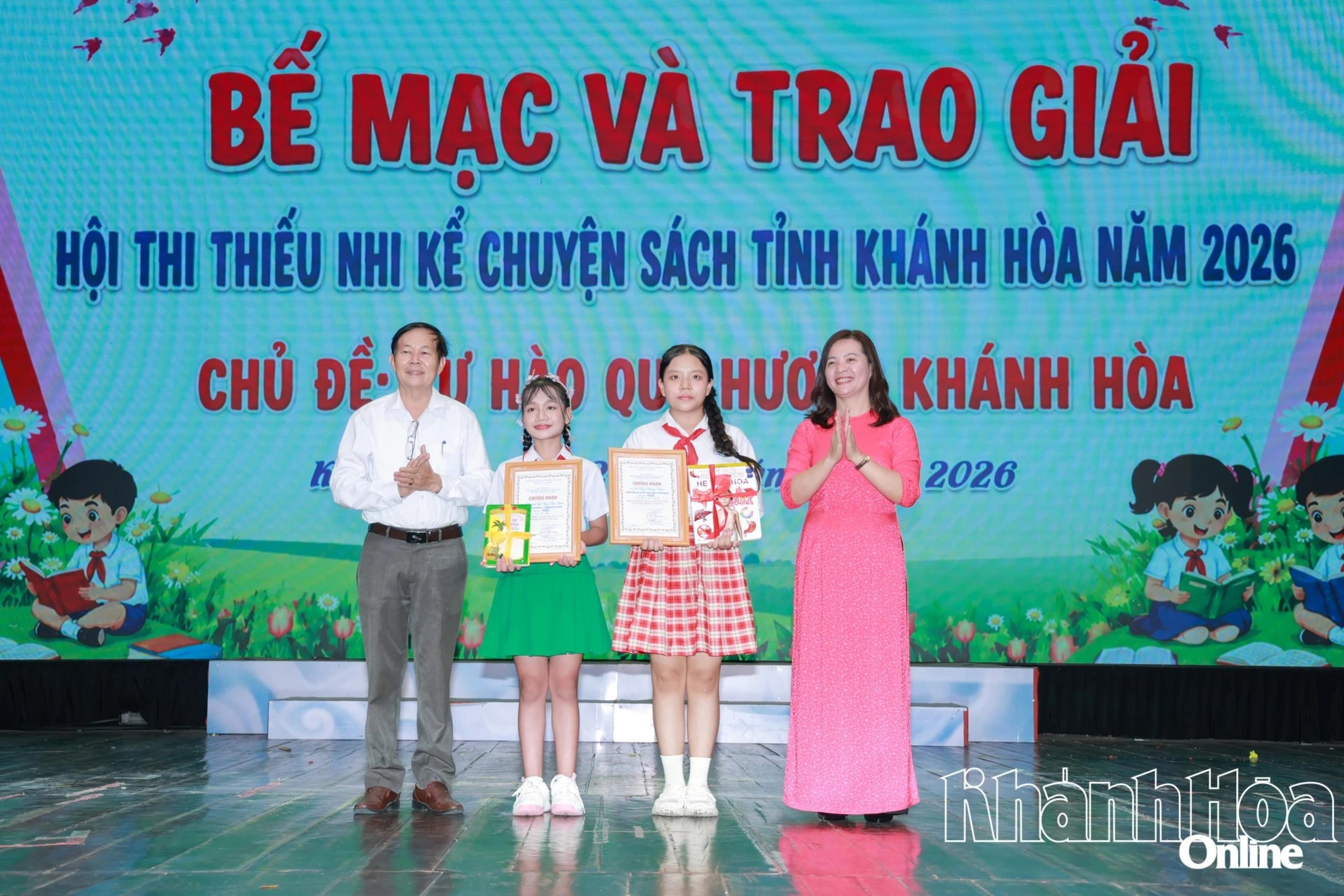 Bế mạc Hội thi thiếu nhi kể chuyện sách: Ban tổ chức trao 56 giải thưởng cho các thí sinh xuất sắc - Hình 3
