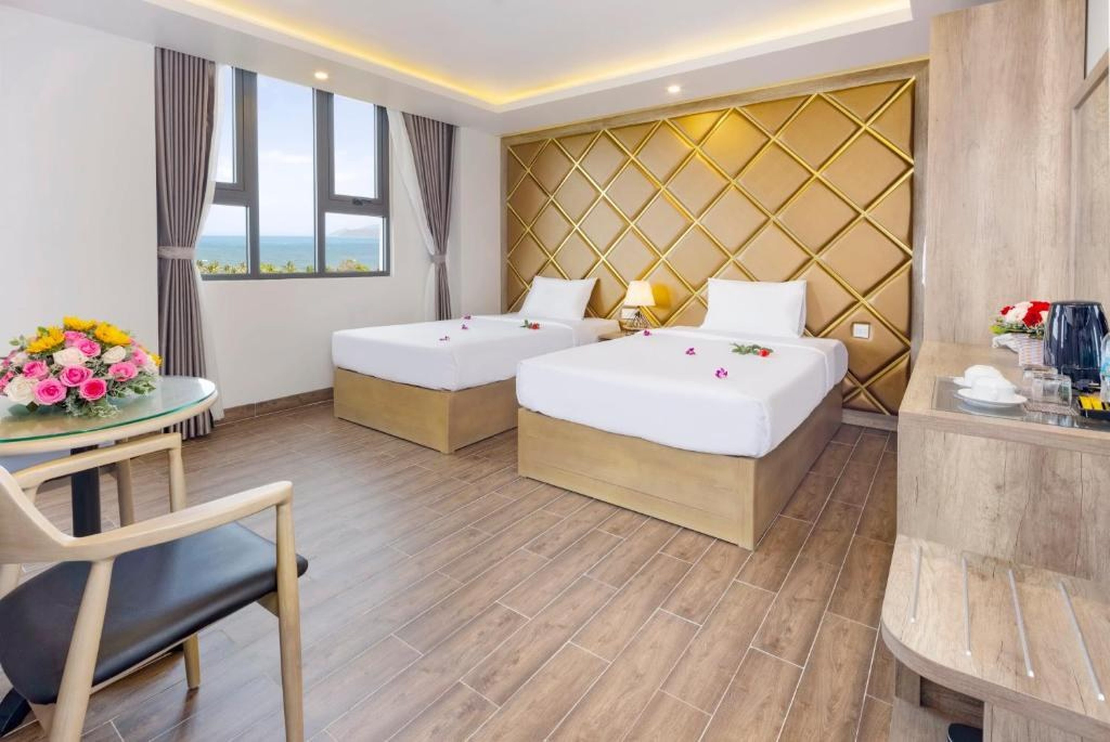 Azura Gold Hotel & Apartment - Hình 16