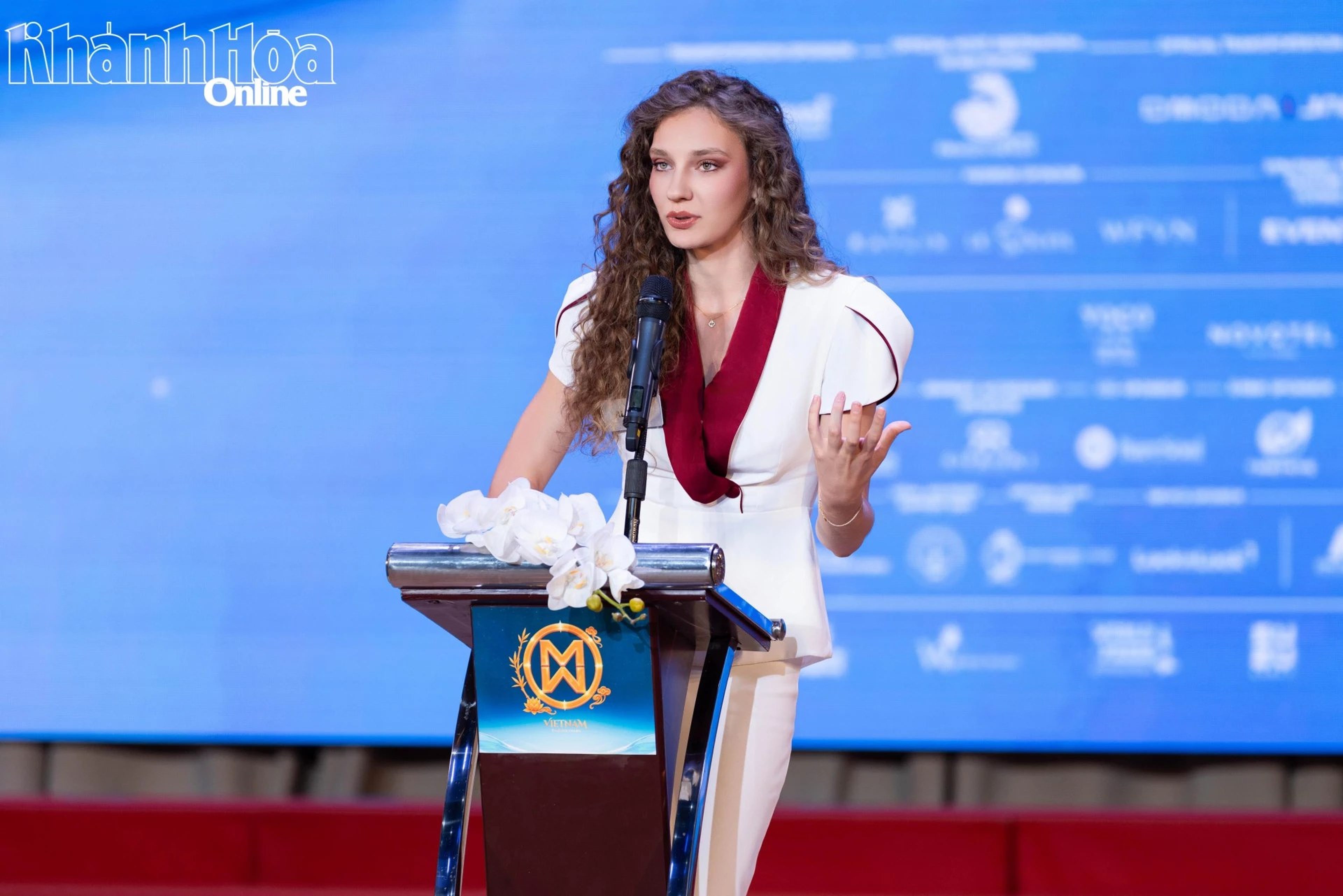 Miss World 2026 contestants enter the 'Head to Head Challenge' - Hình 2