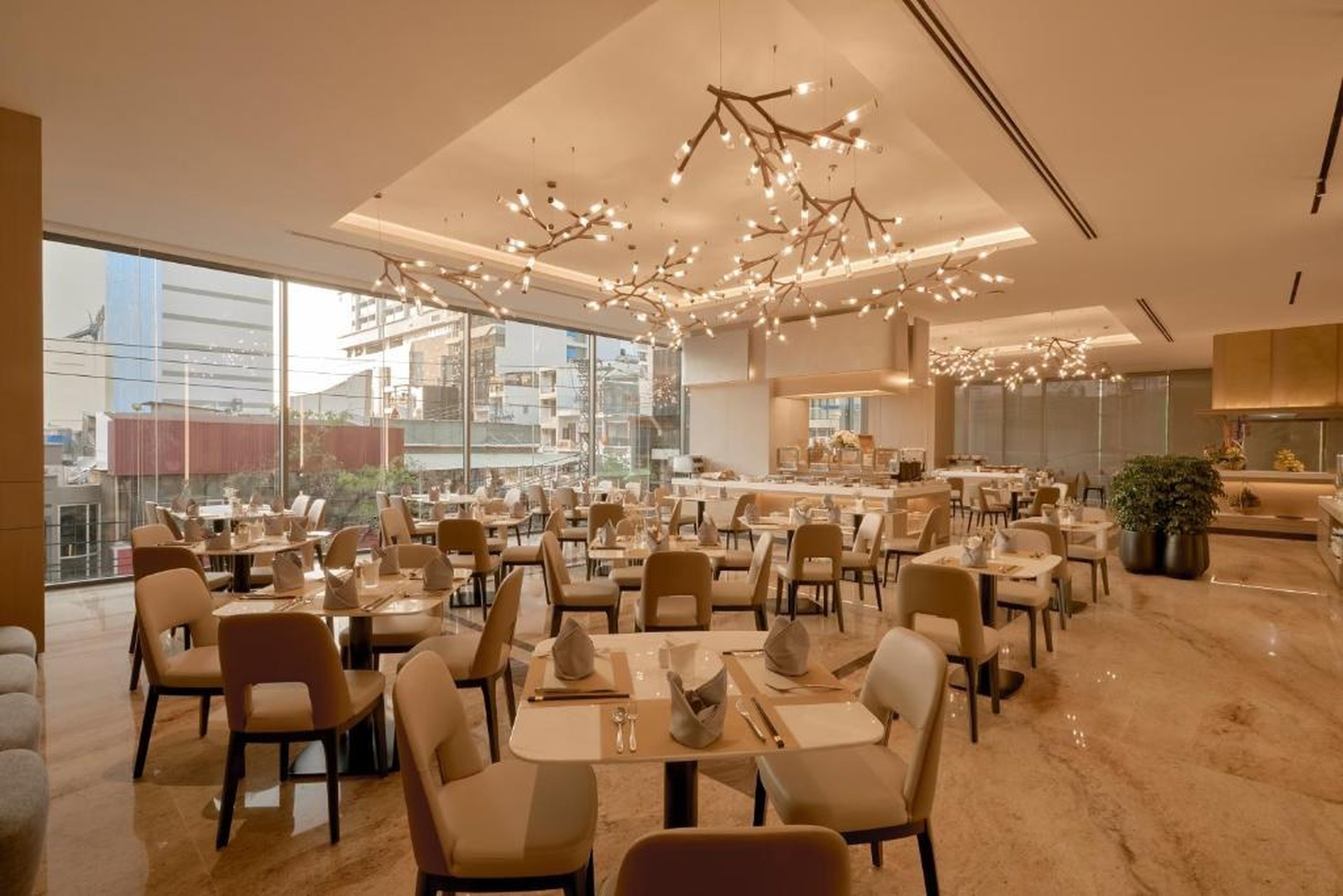 Adamas Boutique Hotel Nha Trang - Hình 11