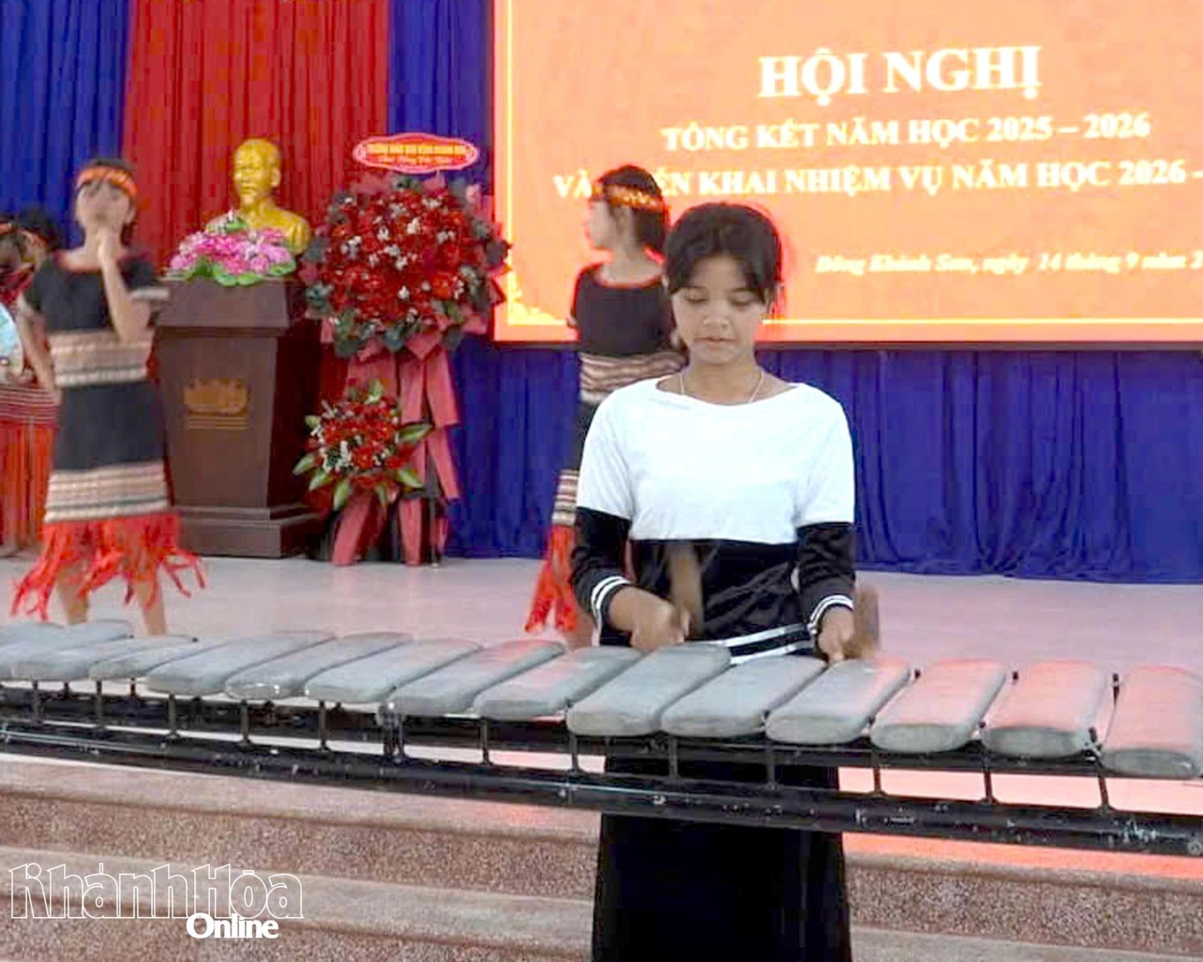 Gieo mầm tình yêu nghệ thuật truyền thống - Hình 4