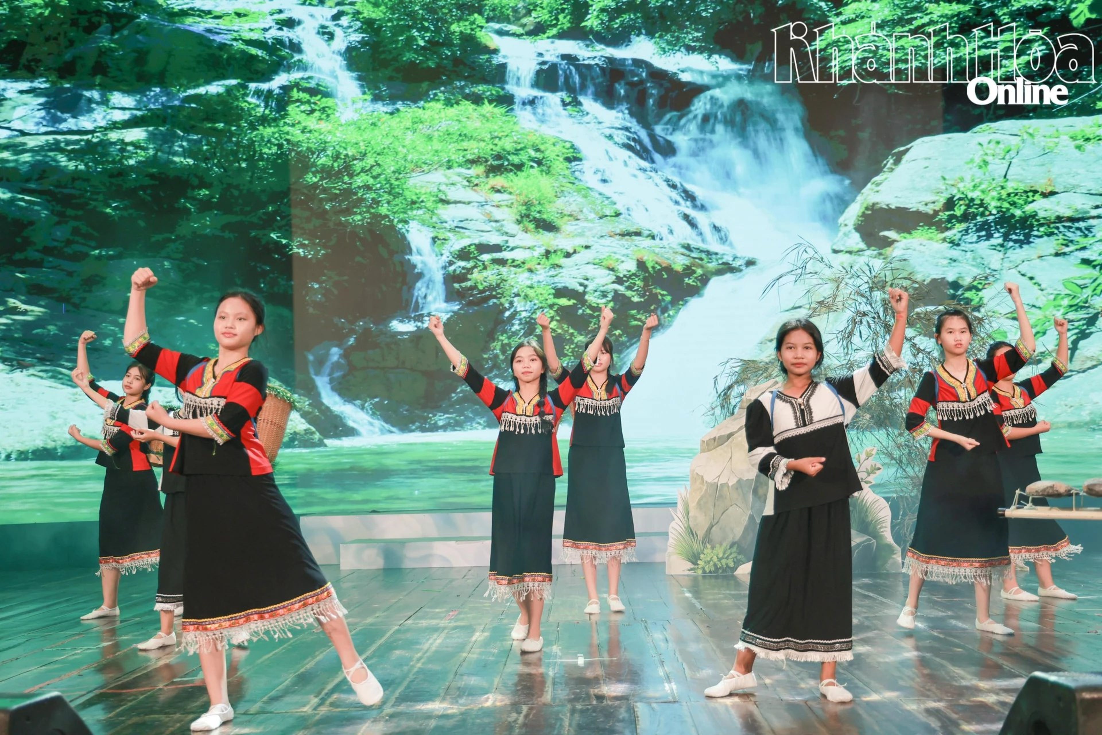 Khai mạc Hội thi thiếu nhi kể chuyện sách tỉnh Khánh Hòa - Hình 2