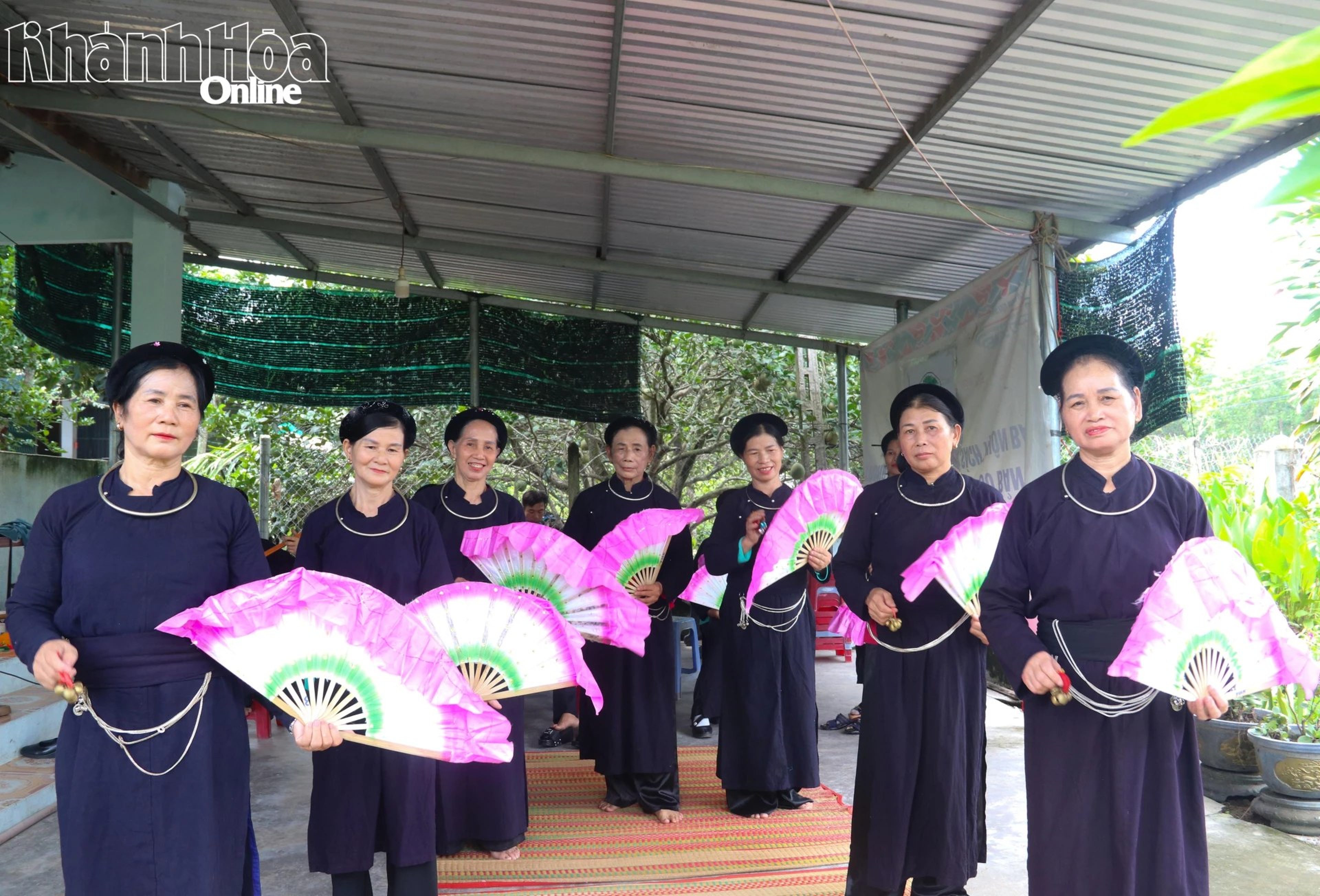 Giữ điệu hát then - Hình 2