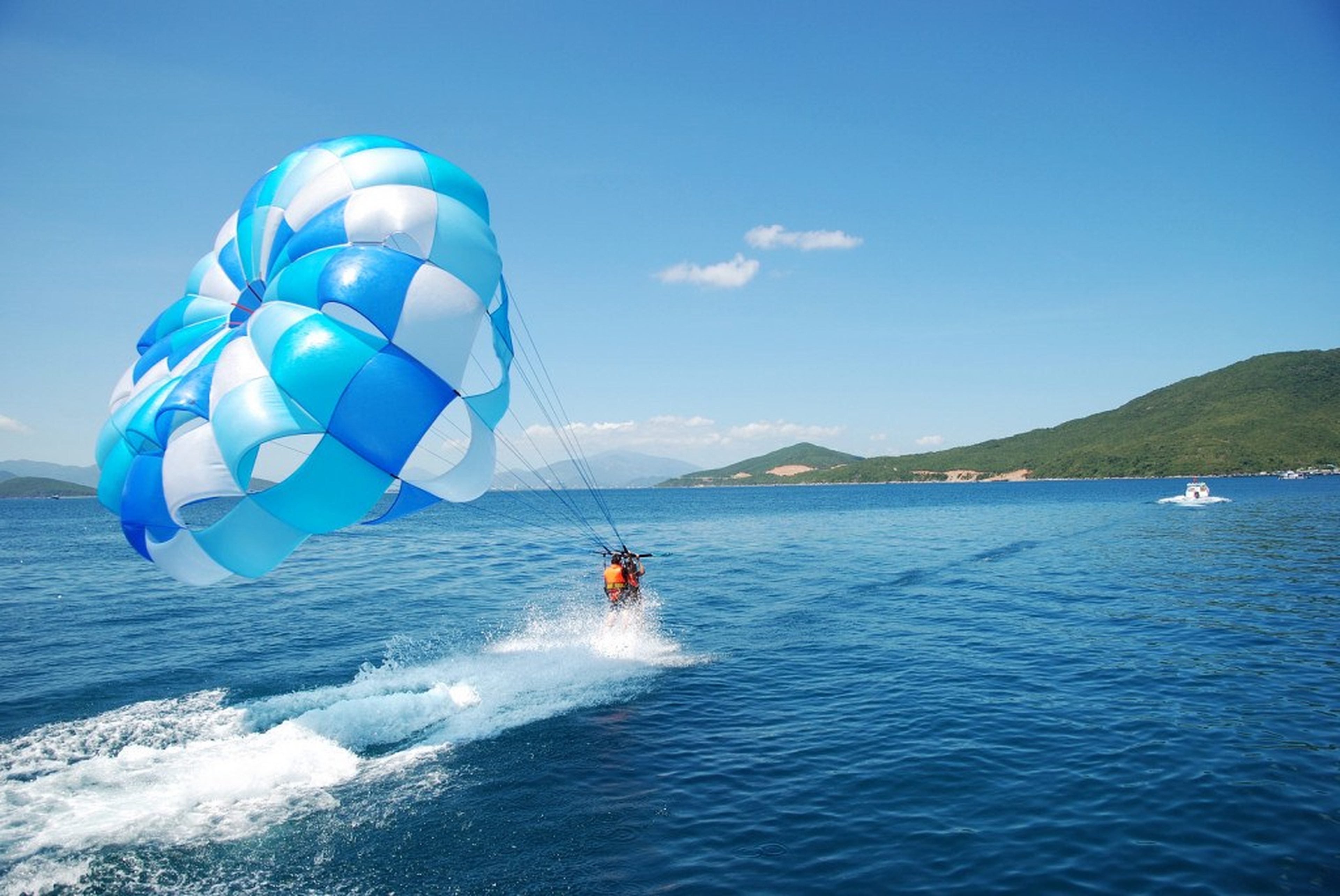 Tour Nha Trang 2N2Đ: Hành trình khám phá biển đảo xinh đẹp - Hình 2