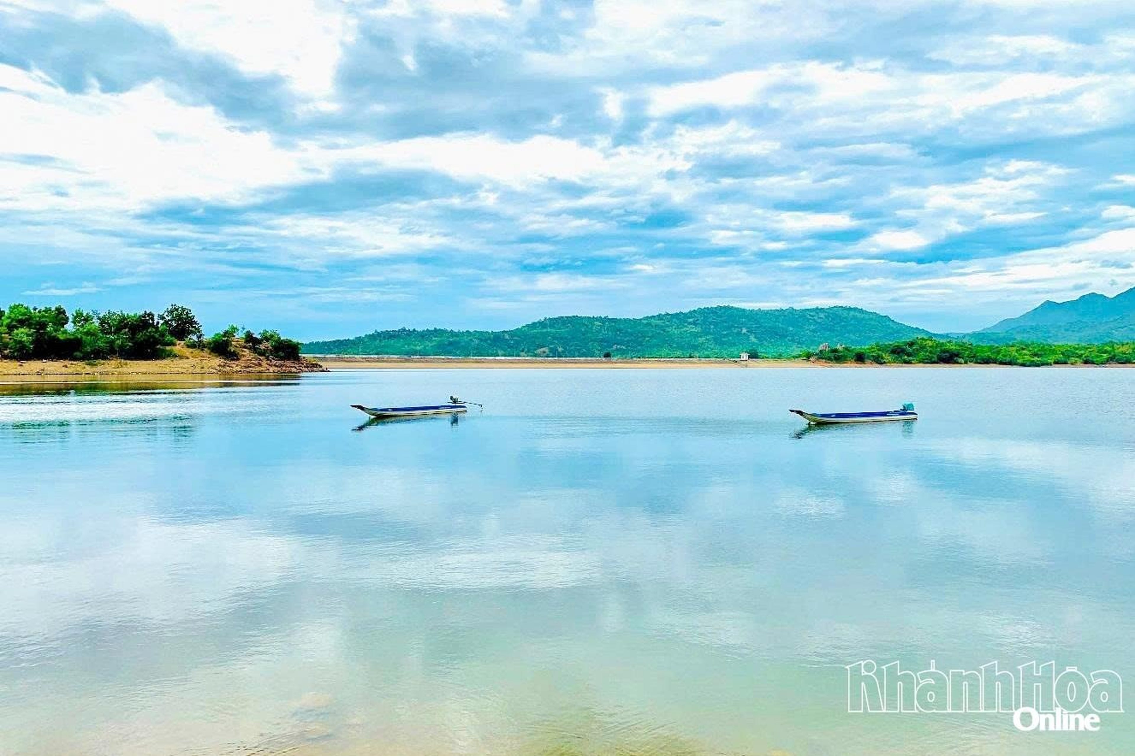 兰拉湖 (Hồ Lanh Ra) - Hình 1
