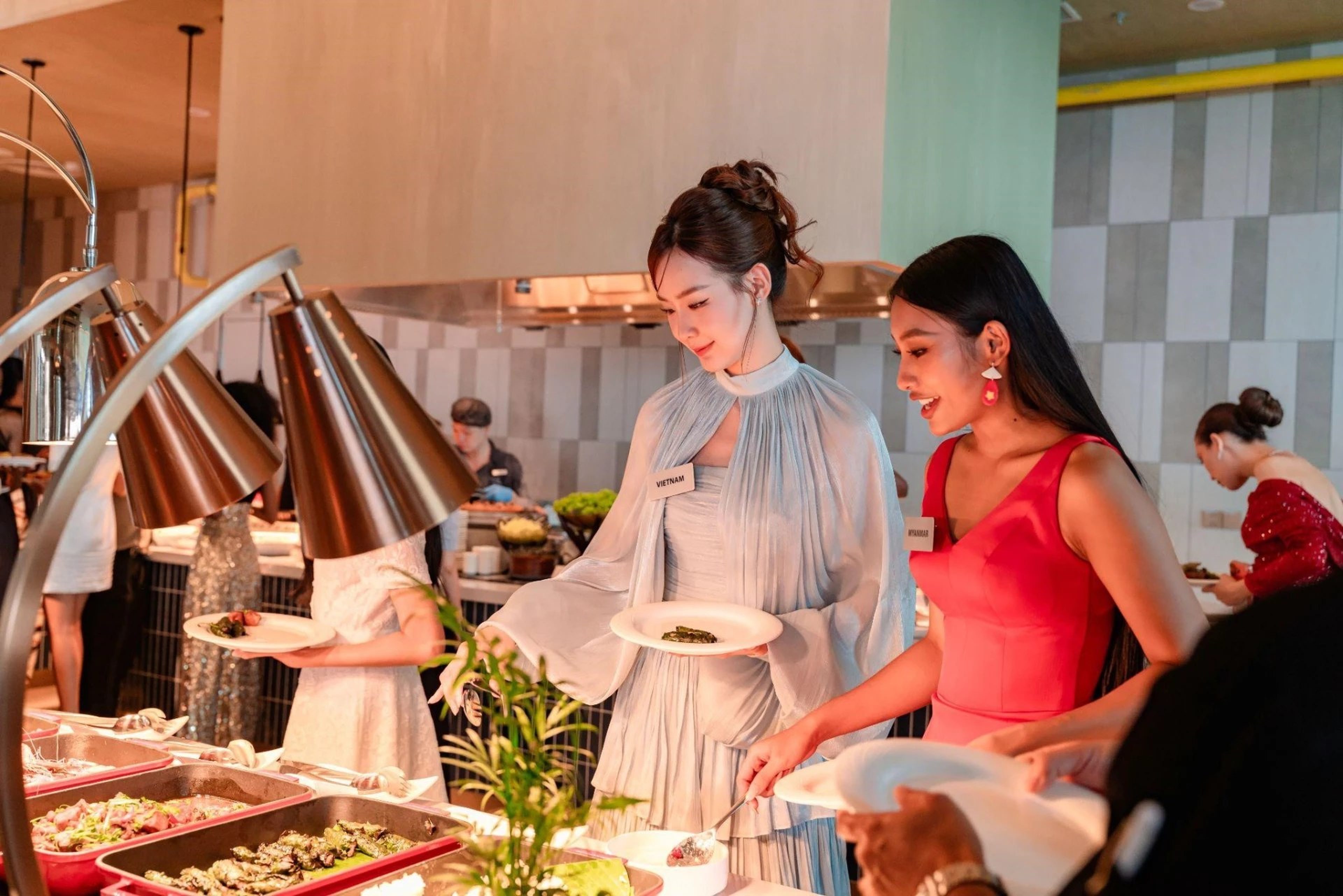 Miss World 2026 rạng rỡ tại Libera Nha Trang qua chuỗi hoạt động nghệ thuật - Hình 3