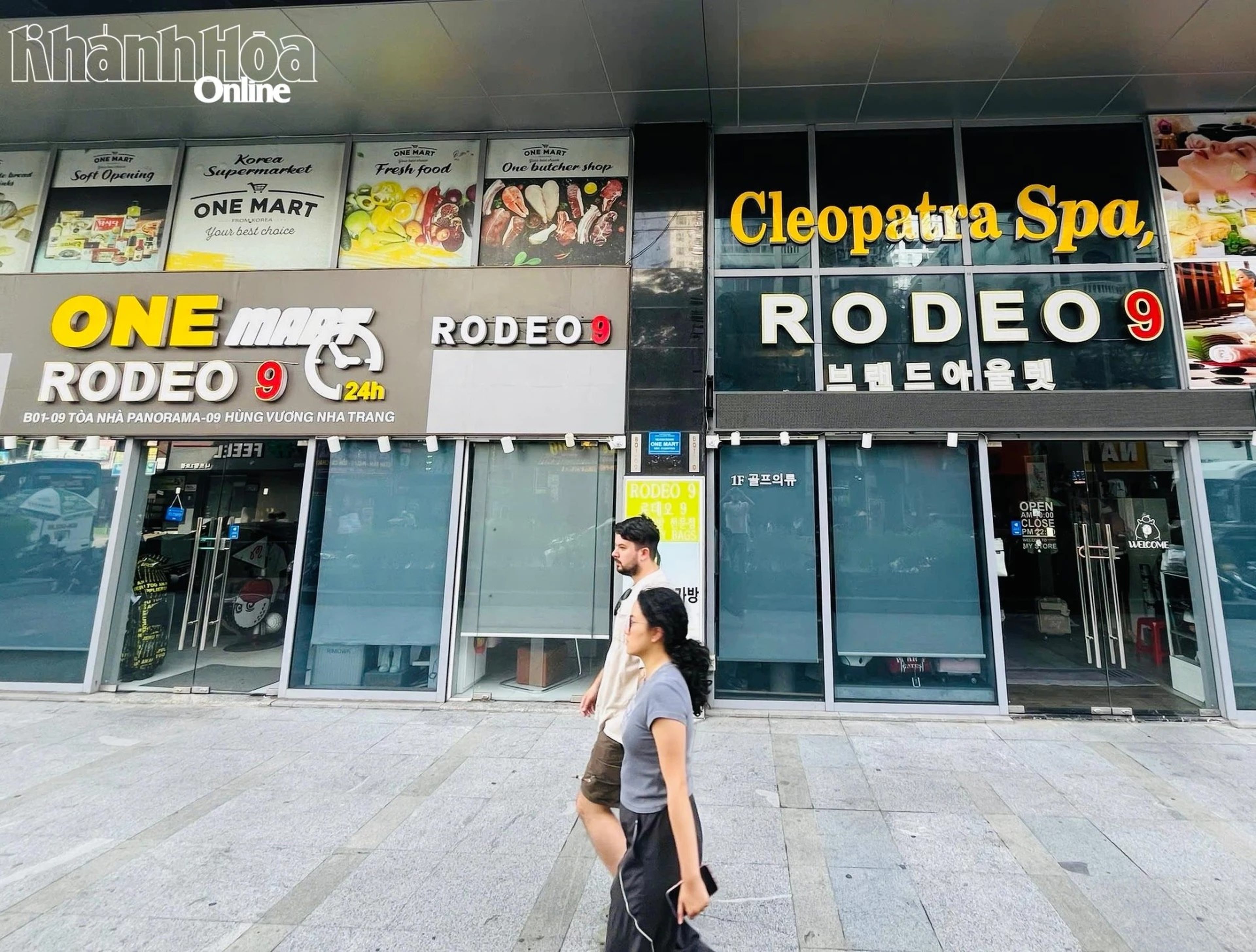 Khanh Hoa province is taking action to address the issue of signs and advertisements using foreign languages ​​in violation of regulations. - Hình 1