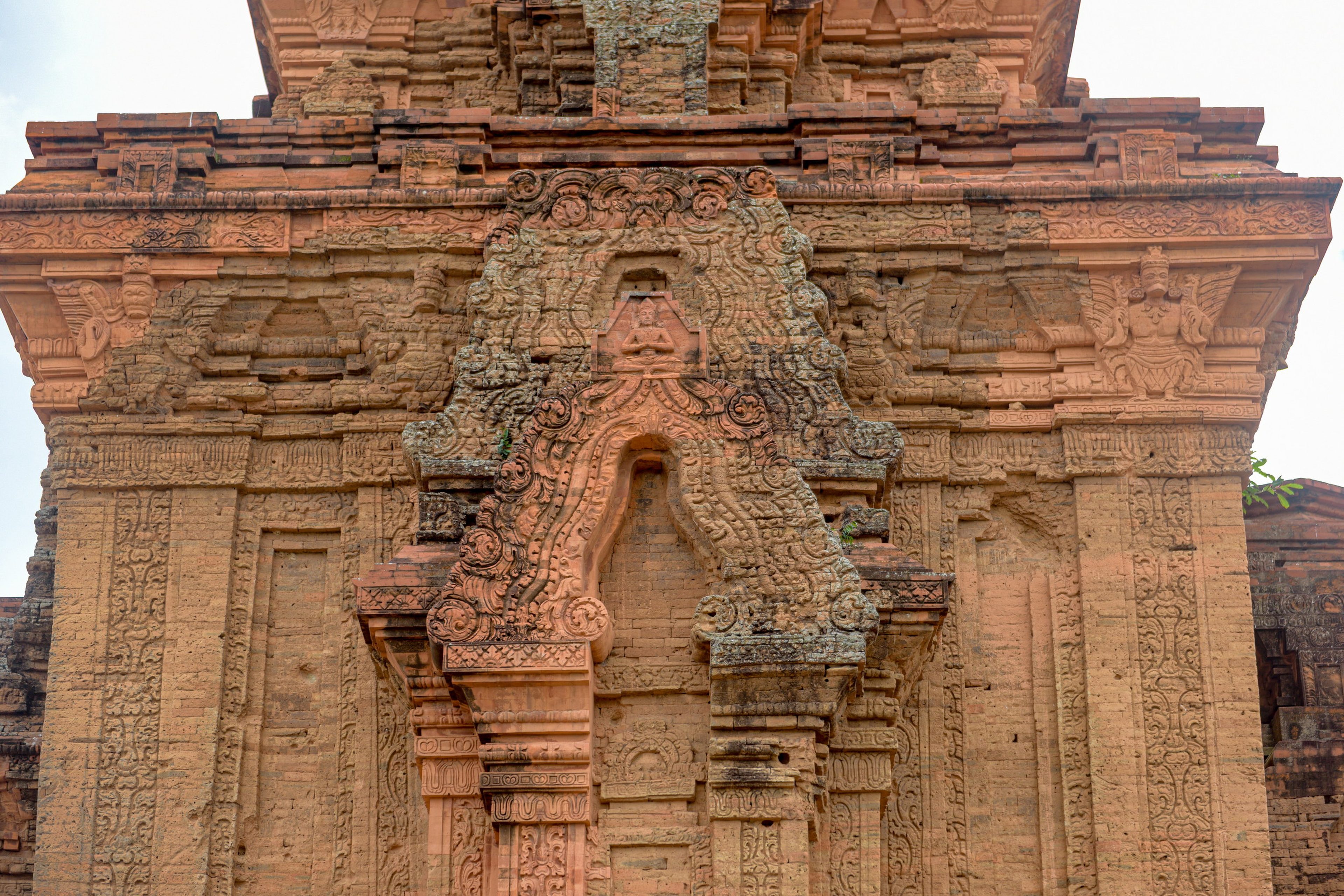 Tháp Hòa Lai - Hình 22