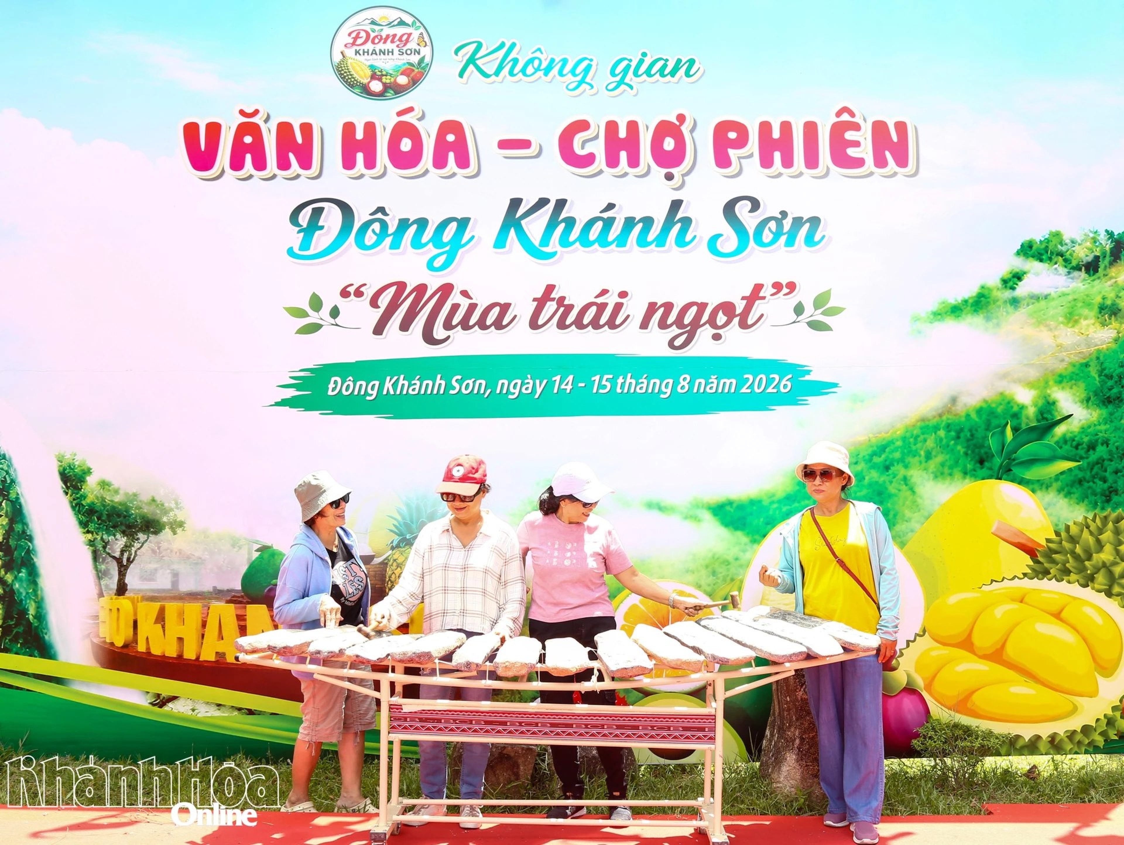 Rộn ràng “Không gian Văn hóa - Chợ phiên Đông Khánh Sơn” - Hình 11