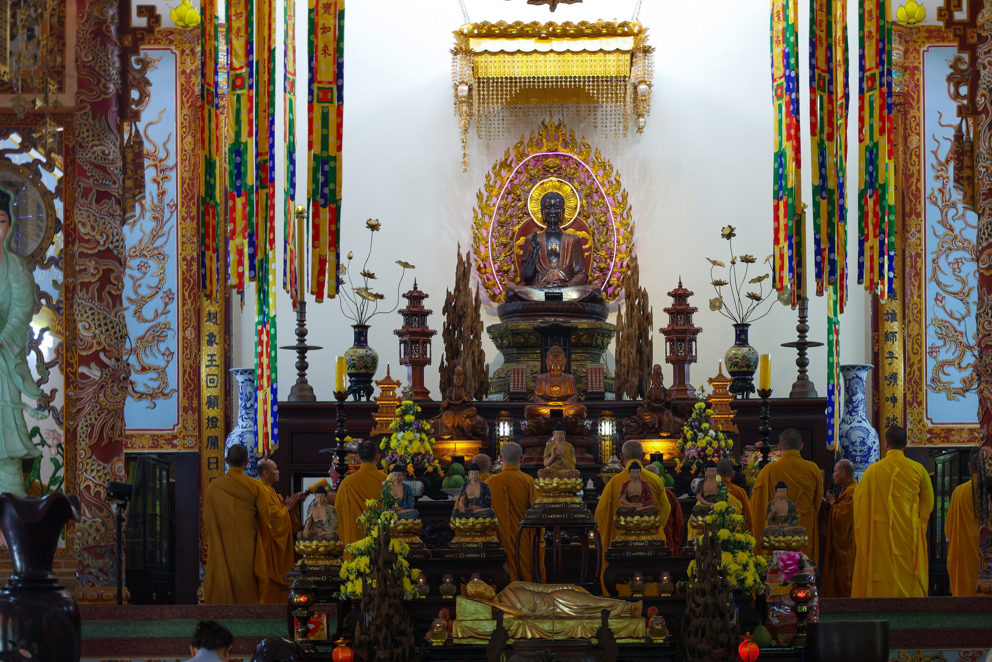 Chùa Long Sơn - Hình 19