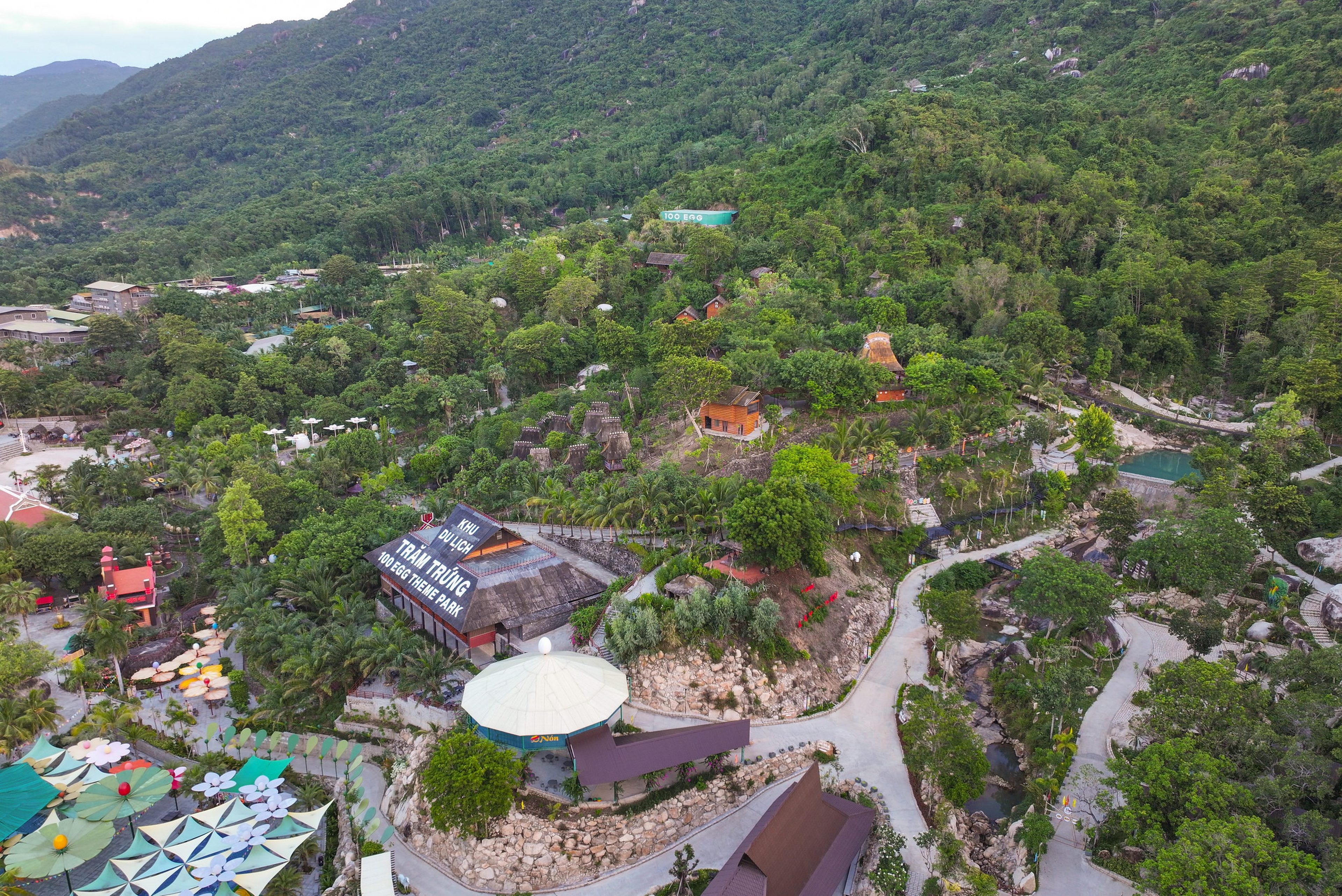 100 Egg Theme Park - Hình 9