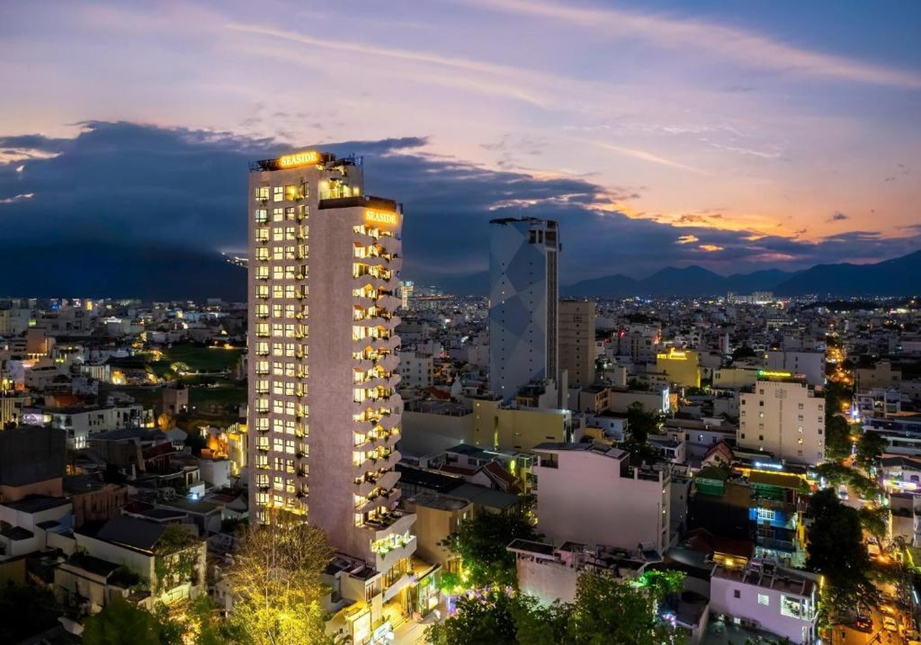 Seaside Boutique Hotel Nha Trang Beach - Hình 2