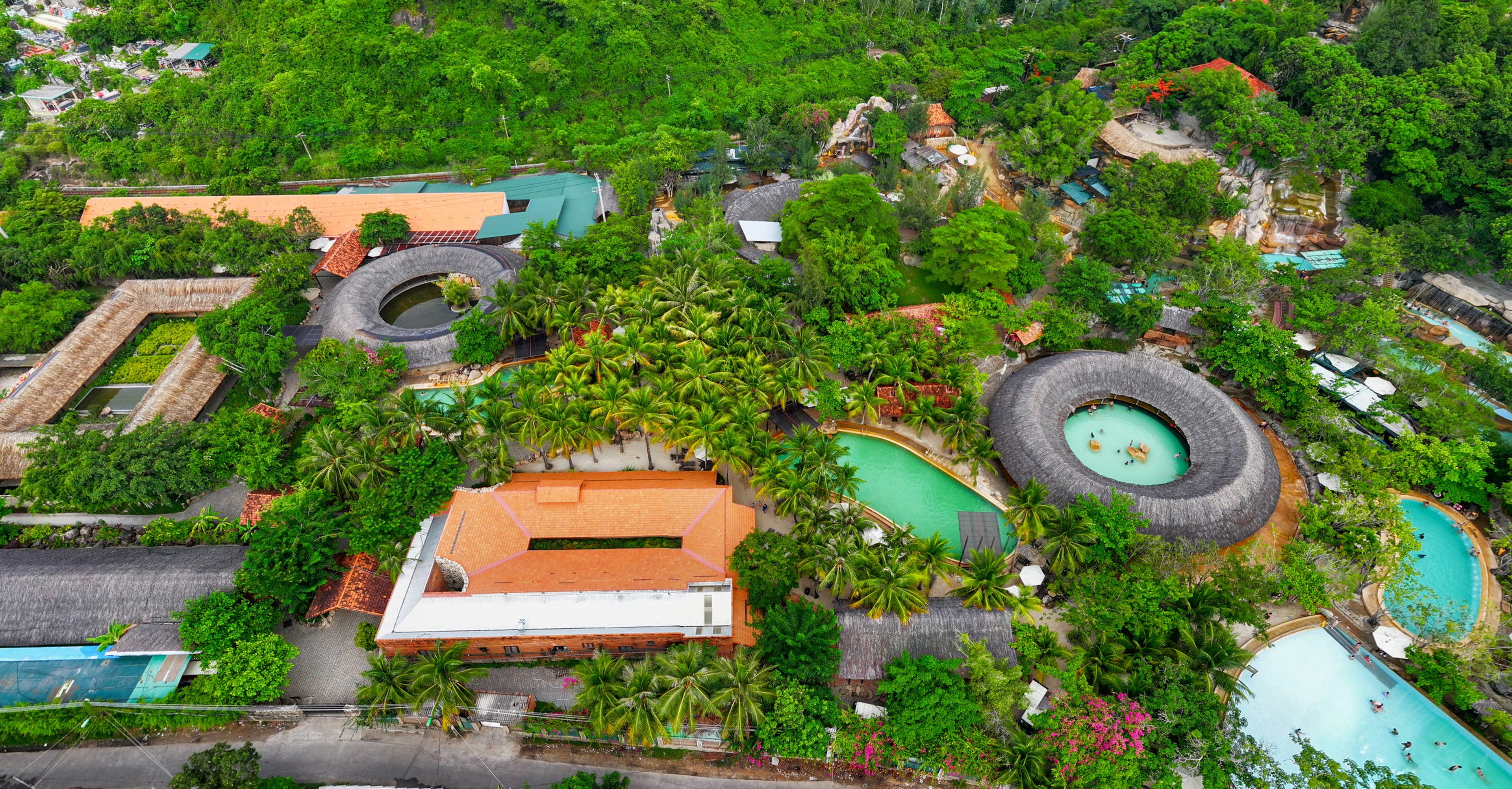 I - Resort - Hình 9