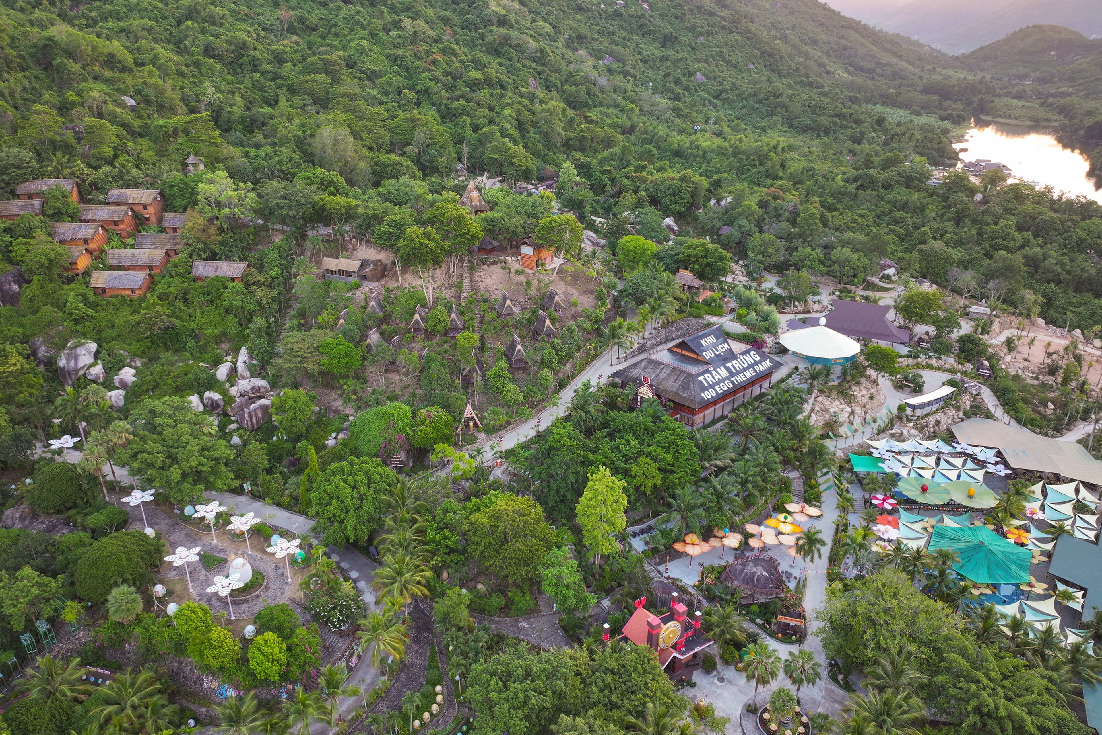 100 Egg Theme Park - Hình 10