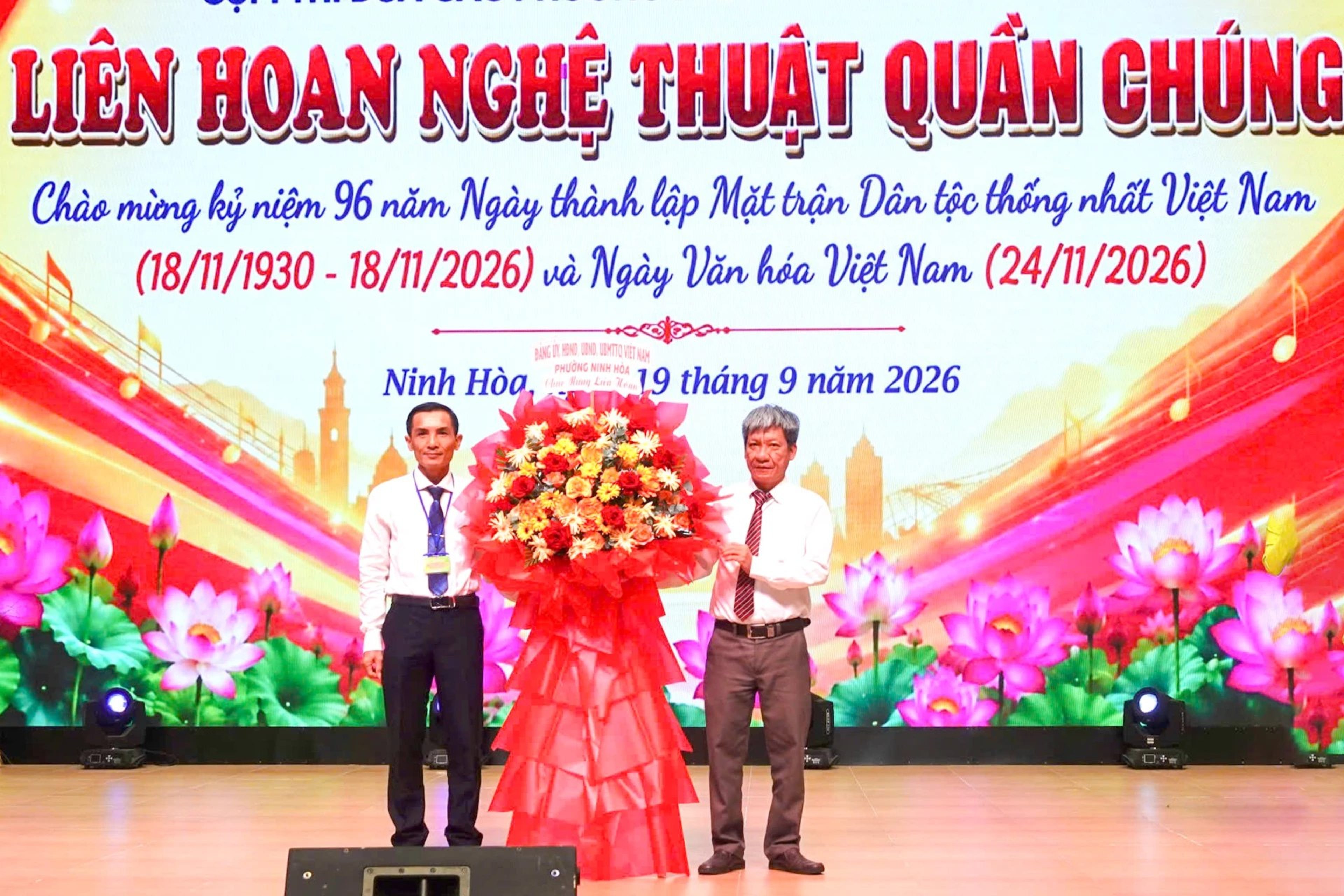 Đội nghệ thuật quần chúng phường Nam Nha Trang giành giải nhất - Hình 3