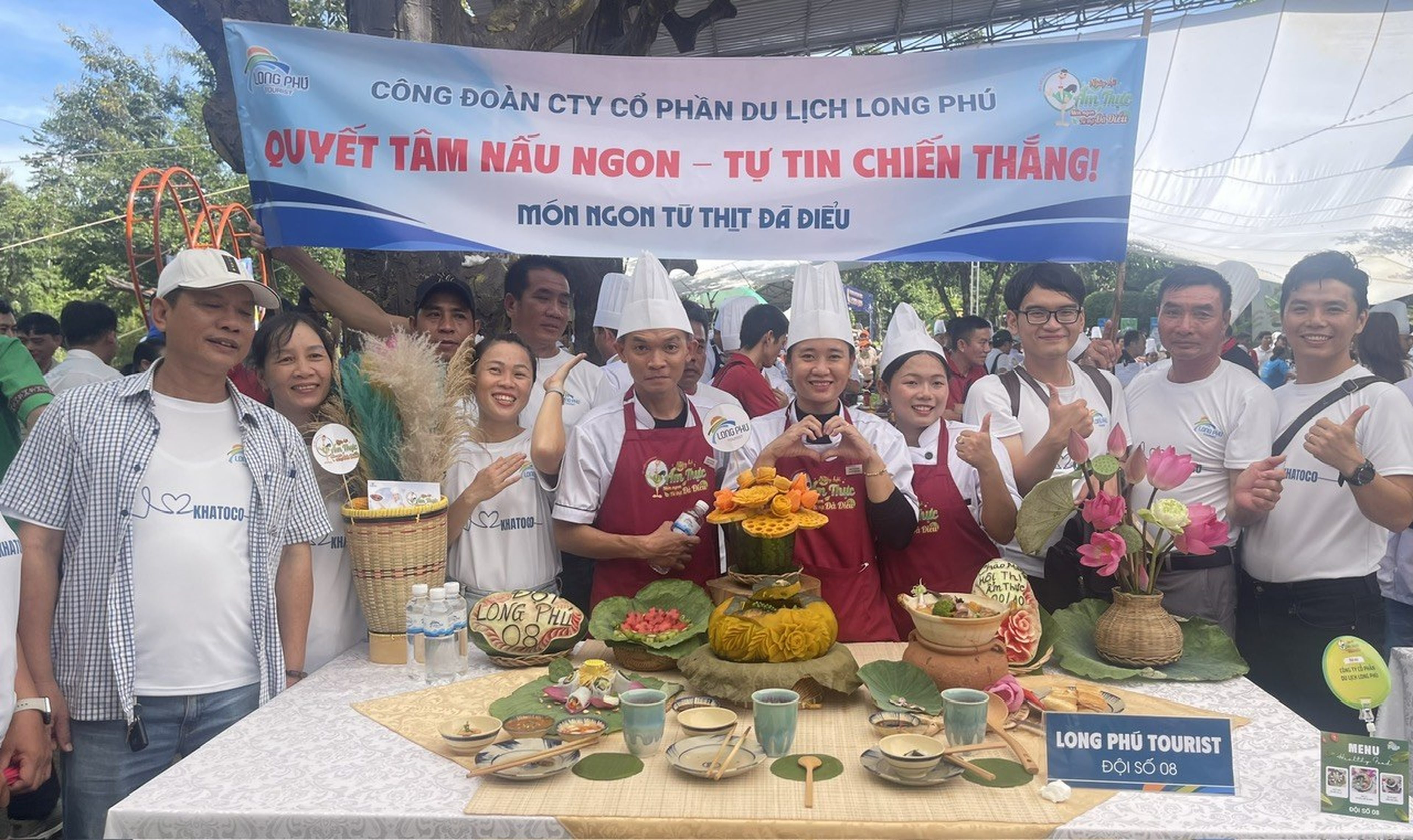 “Ngày hội ẩm thực – Món ngon từ thịt đà điểu” tại Yang Bay - Hình 11