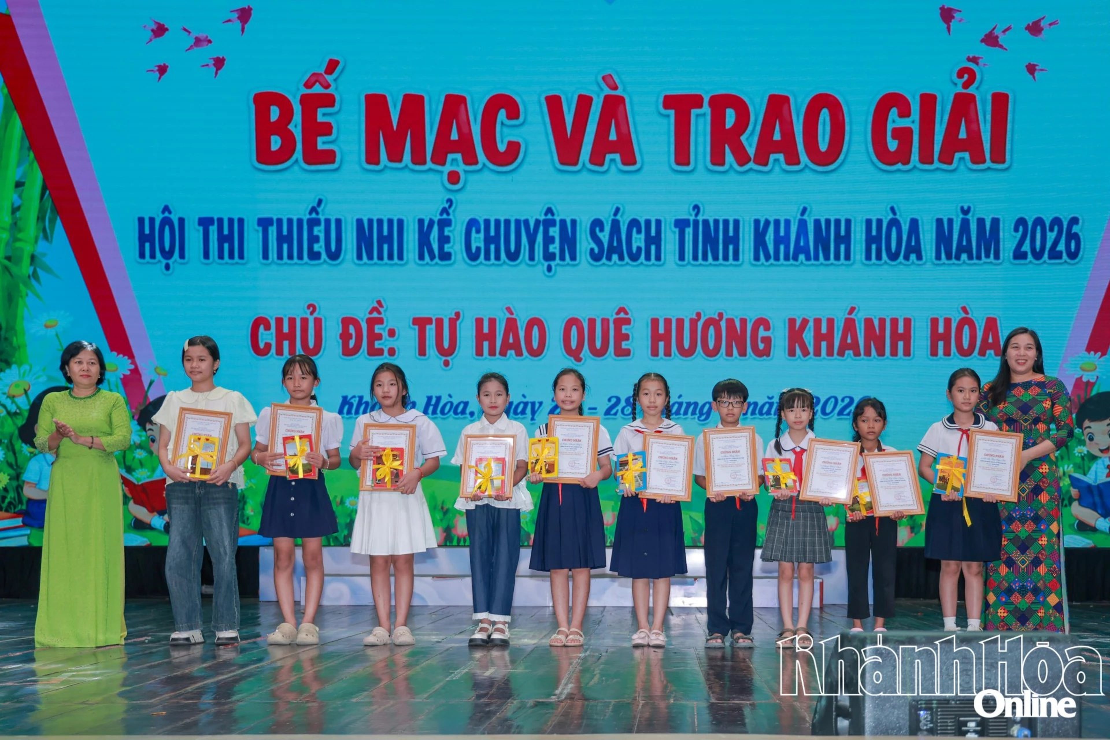 Bế mạc Hội thi thiếu nhi kể chuyện sách: Ban tổ chức trao 56 giải thưởng cho các thí sinh xuất sắc - Hình 5