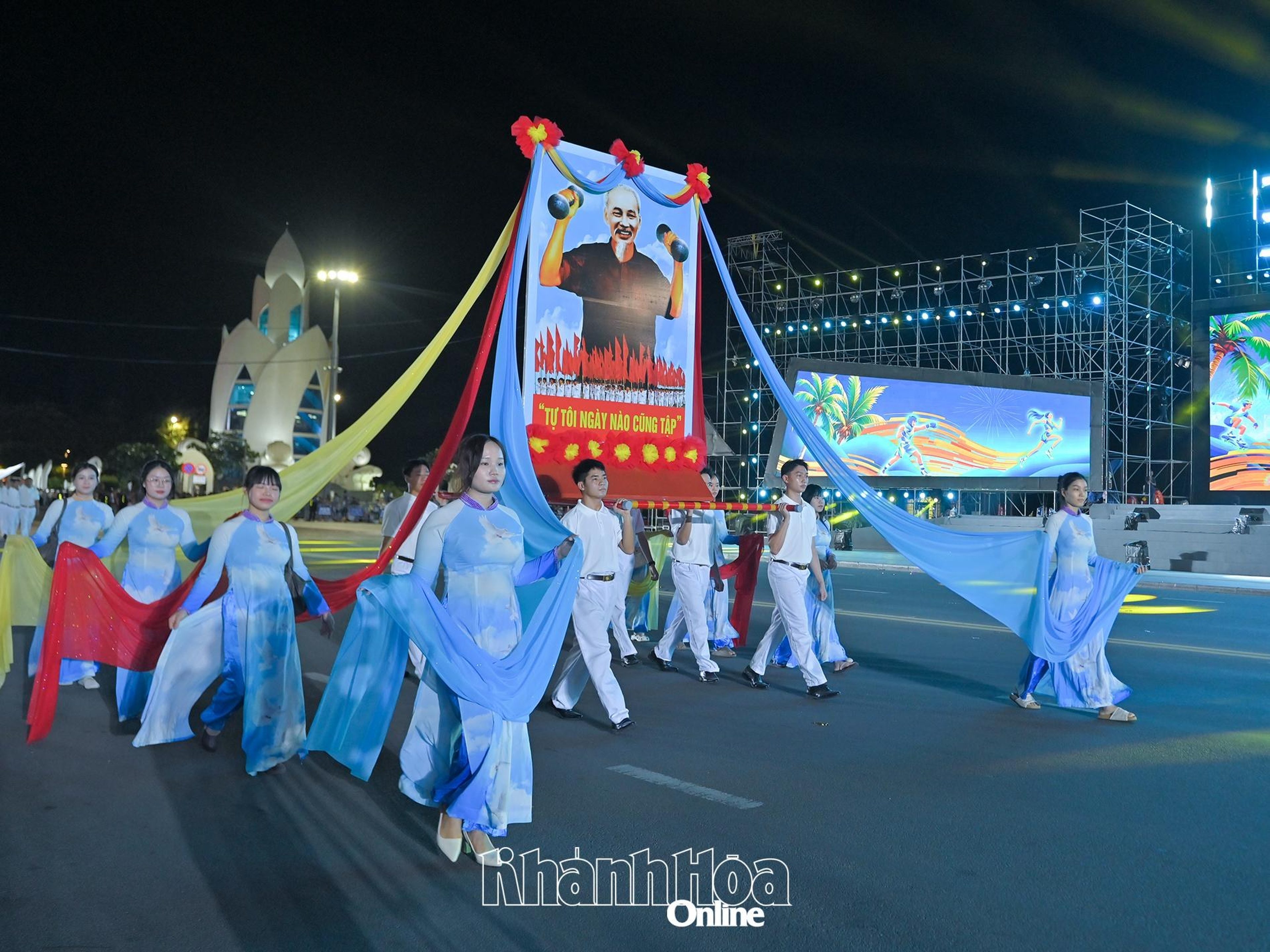 Tổng duyệt chương trình Lễ khai mạc Đại hội Thể dục thể thao tỉnh Khánh Hòa - Hình 3