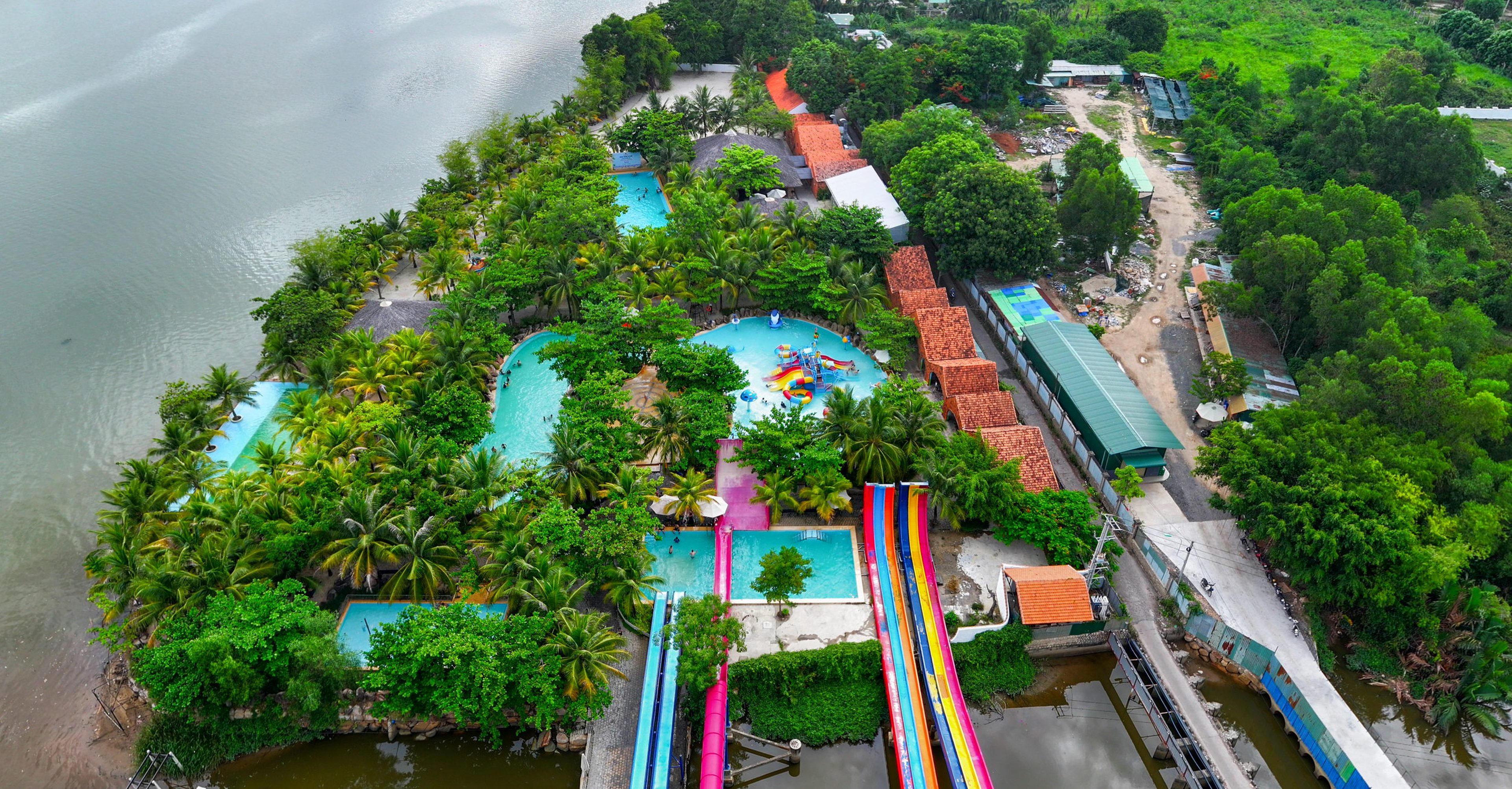 I - Resort - Hình 3