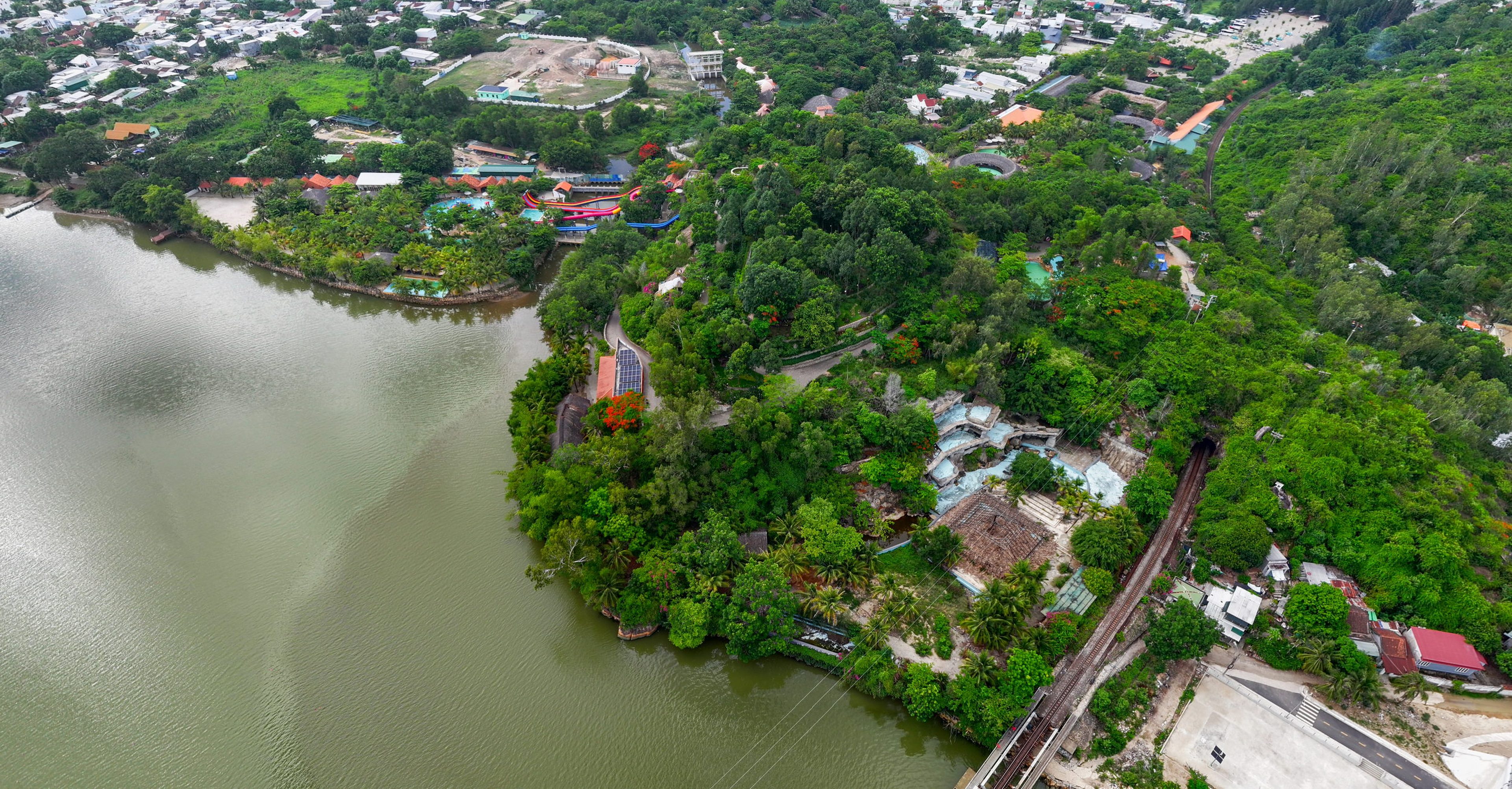 I - Resort - Hình 5