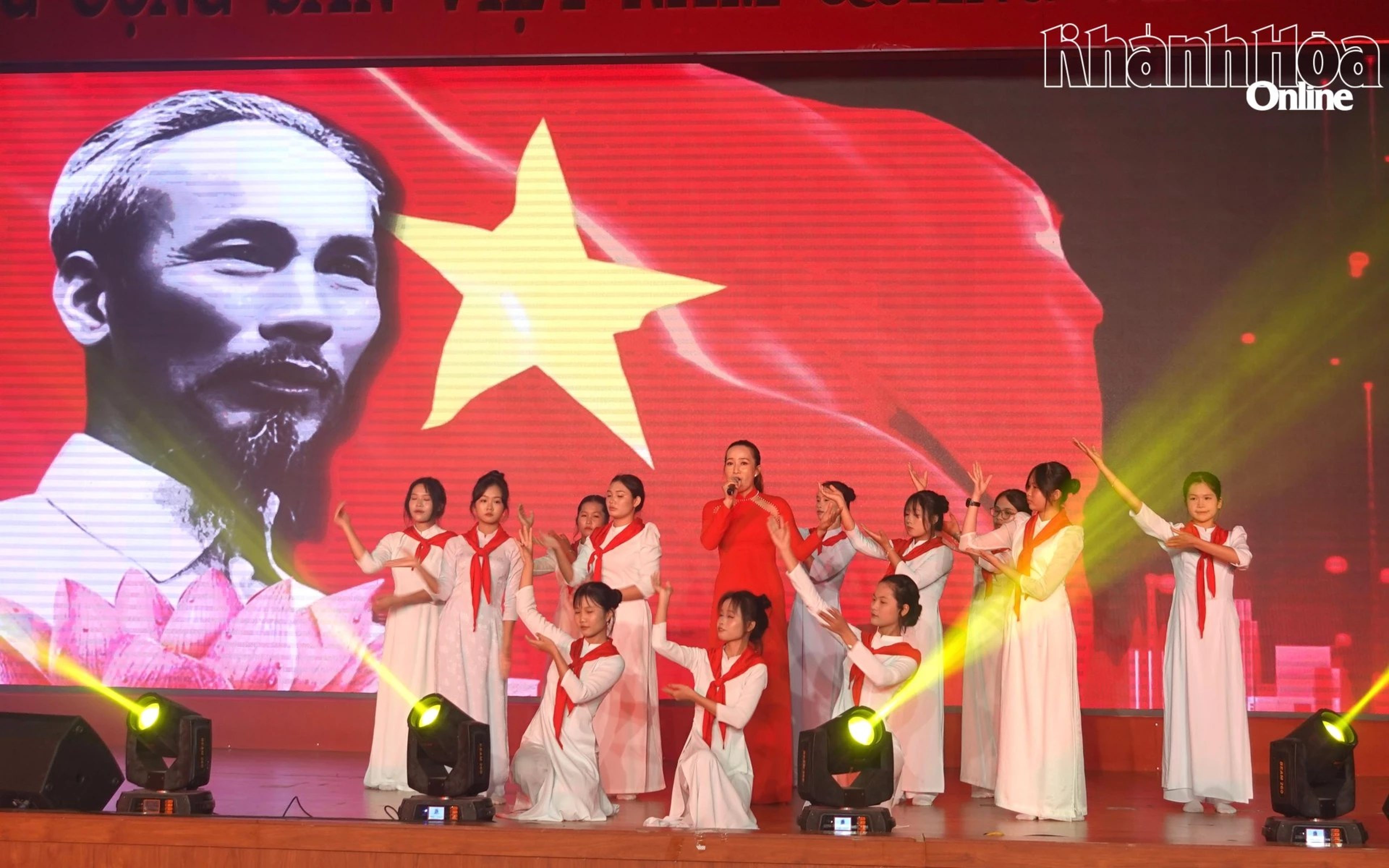Bế mạc Hội thi Nghệ thuật quần chúng tỉnh Khánh Hòa năm 2026 - Hình 1