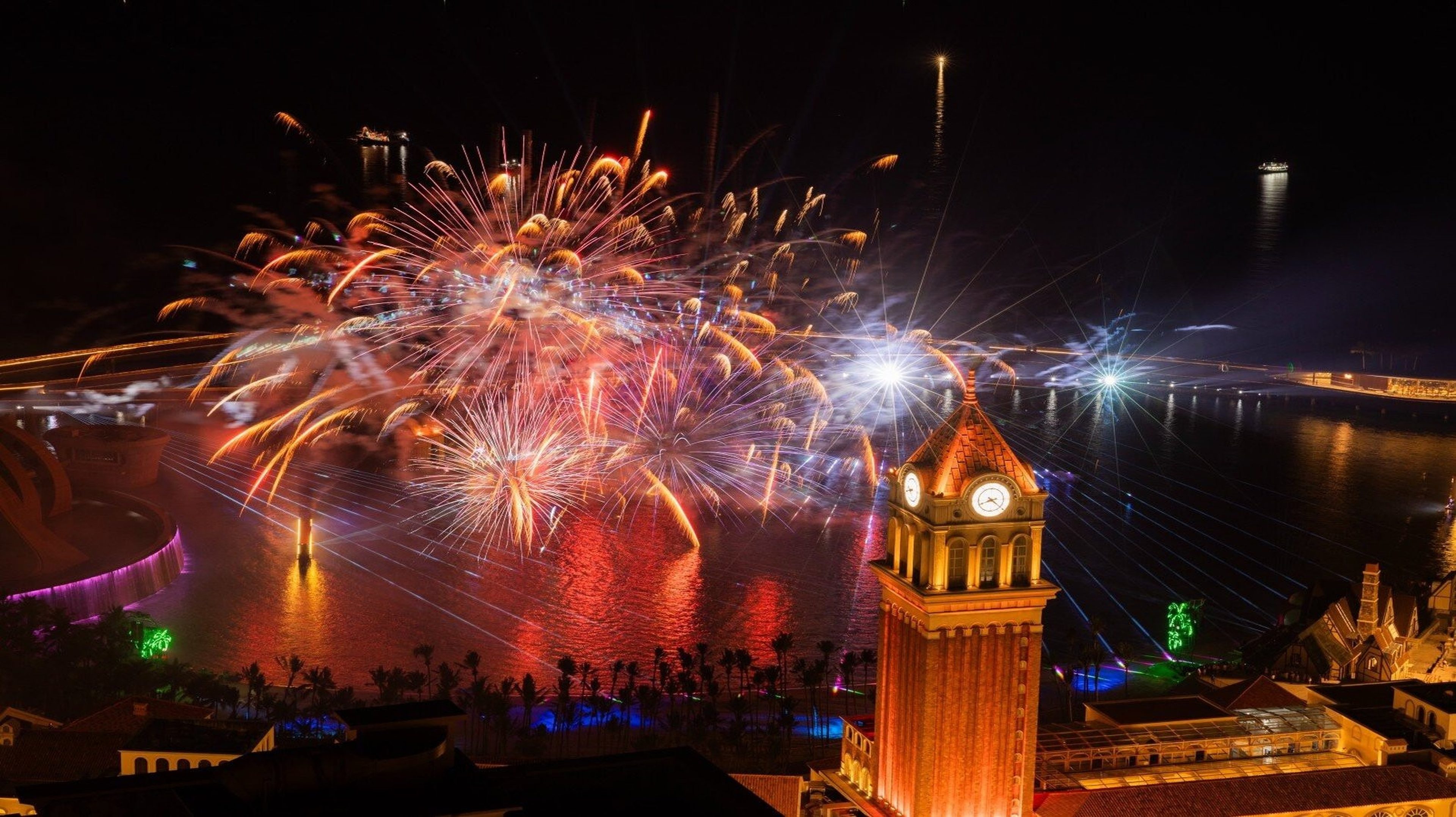 “Mega Booming Charmora City – Awakening the Heart of Nha Trang Downtown” Mega Concert - Hình 1